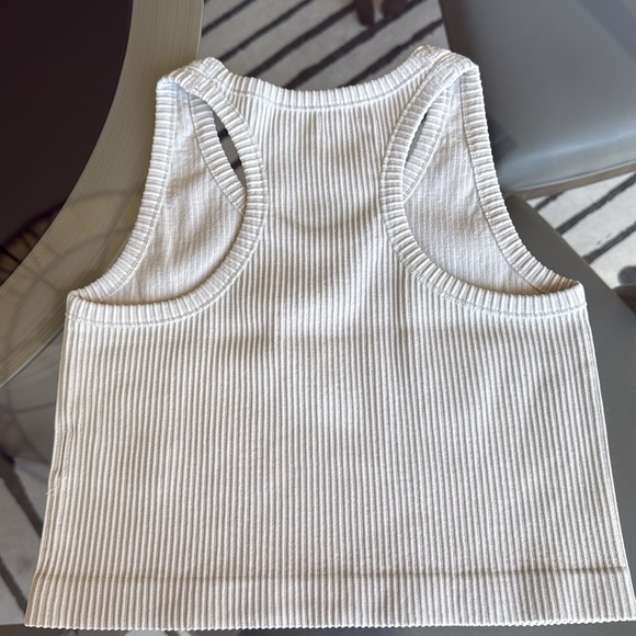 NWT Mono B White Ribbed Crop Tank Top - Picture 3 of 5